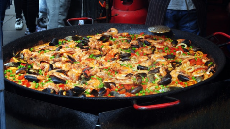 Spanish seafood paella